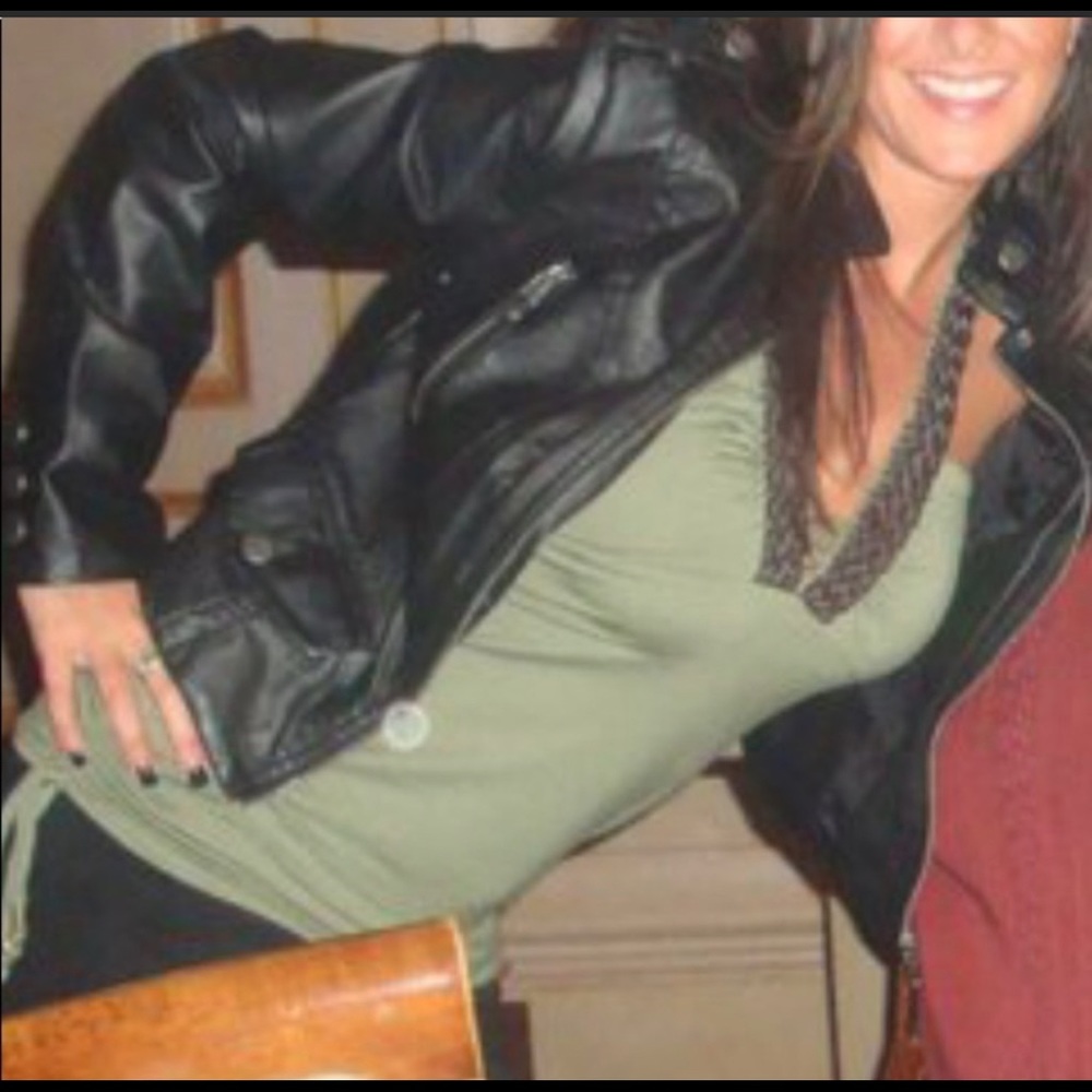 Guess Top - Picture 6 of 6